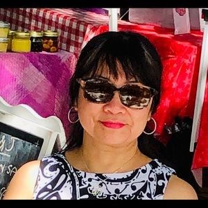 Meet your Posher, Devy